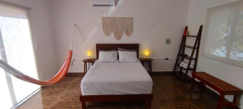 Puerto Yucalpeten House | Casa Mahe, Chelem, Yucatán