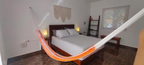 Puerto Yucalpeten House | Casa Mahe, Chelem, Yucatán