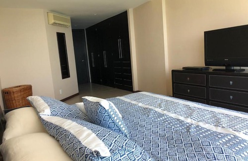Costera Acapulco Apartment | CASA MAR AZUL CON PLAYA