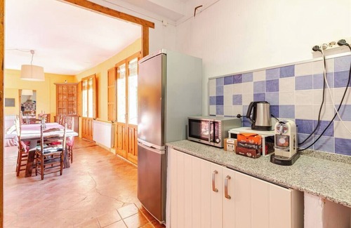 Hoz y Costean Cottage | Casa Marco Costean, Double room with private bathroom and one other double room
