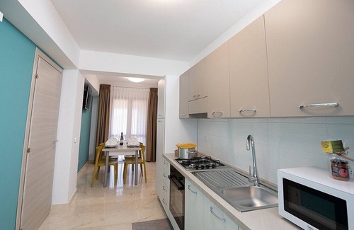 Balestrate House | Casa Marinara I: A modern and graceful apartment situated at a short distance from the beach, with Free WI-FI.