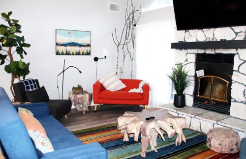 Mariposa House | Casa Mariposa - A Foothill Retreat near Yosemite