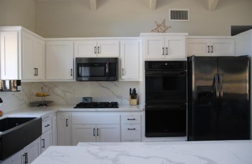 Mariposa House | Casa Mariposa - A Foothill Retreat near Yosemite