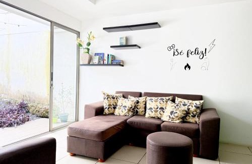 Cacique House | Casa Matiza, 7 min SJO airport, free parking, AC