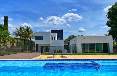 Jardim Botanico House | Casa Mayor | Guest HousenComfort, privacy and security in Brasilia