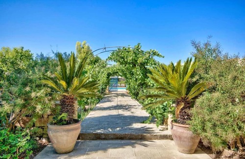 Kercem Villa | Casa Mezzodì' - Luxurious 18th C. Farmhouse with Gardens & Pool