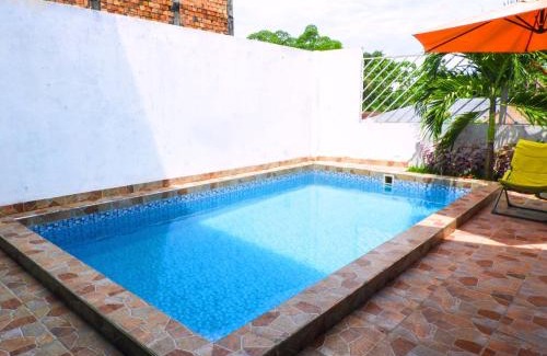 Belen House | Casa moderna con Piscina, Iquitos