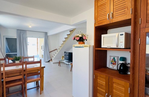 Palhoca House | Casa na praia c WiFi e churrasqueira em Palhoça/SC