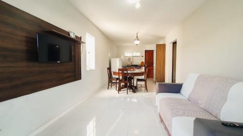 Arembepe House | CASA NA RUA DO PIRUÍ EM AREMBEPE com ar
