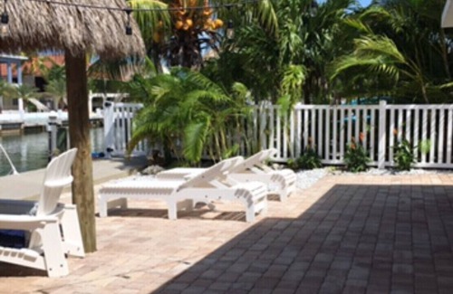 Key Colony Beach House | CASA NAUTICA @KEY COLONY BEACH🌴GATED LANAI🌴CABANA CLUB WITH PRIVATE BEACH & POOL