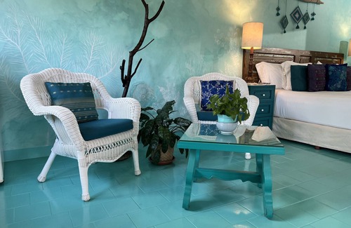 North End Hotel | Casa Nawalli: Pickleball Resort & Retreats - Adults Only