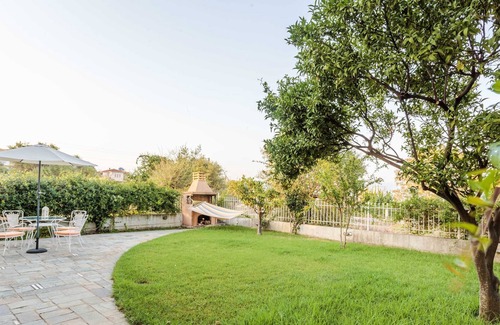 Petalidi Apartment | Casa Nebari Seaside Suite-Airy Garden,Ideal Spot