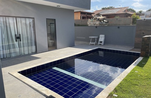 Pardinho House | Casa Novíssima de Alto Padrão no Cond. Ninho Verde II