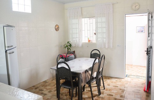 Vargem House | Casa Nova Confortável em Lugar Tranquilo