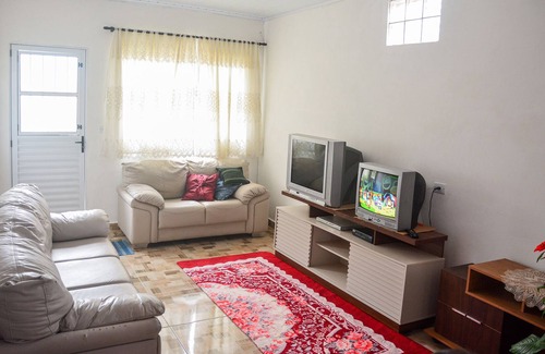 Vargem House | Casa Nova Confortável em Lugar Tranquilo