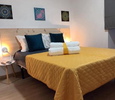 Abrantes House | Casa Ocre Alojamento Local