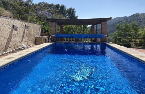 Competa Villa | Casa Olivia - Idyllic villa with private solar heated pool and views to die for!
