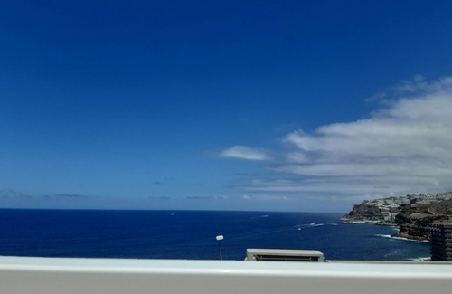 Balito House | Casa Oti, overlooking the Atlantic Ocean