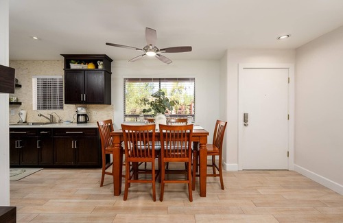 Paradise Valley Village Condo | CASA PACIFICO-Anasazi Village-Plush 2bed/1bath updated unit
