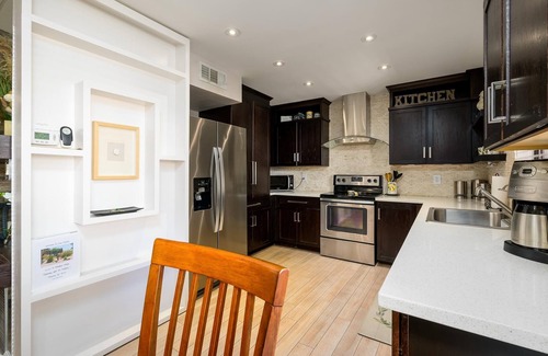 Paradise Valley Village Condo | CASA PACIFICO-Anasazi Village-Plush 2bed/1bath updated unit