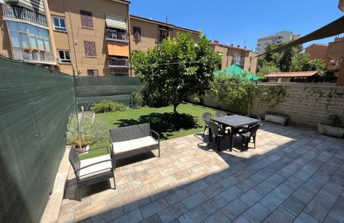 Cinecitta Apartment | Casa Paestum. Your wonderful house with garden