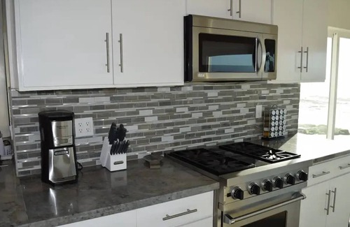 Rosarito House | Casa Pepe! Your days will be filled with pure relaxation and bliss.