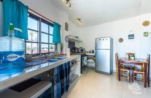 Colonia Meteorologico Condo | Casa Perla Suite 3 : Oceanfront Studio with Rooftop Dipping Pool