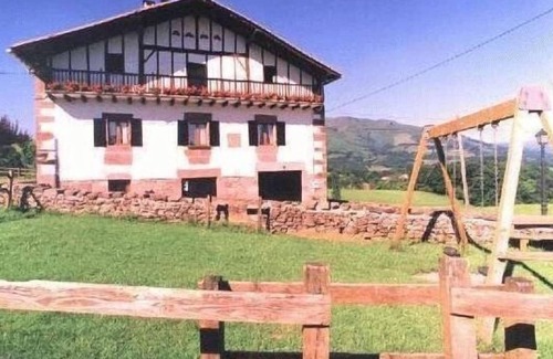 Azpilkueta Cottage | Casa Petisansenea I y II for 4 people