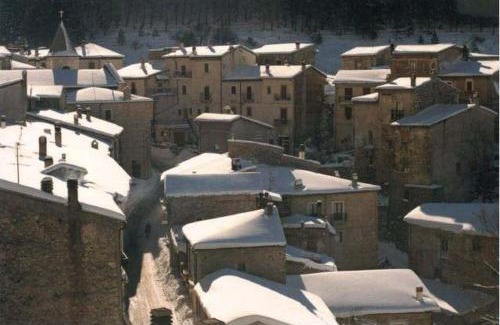 Bisegna Villa | Casa Pie' di Monte Refuge