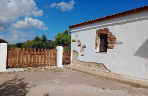 La Muddizza House | Casa Pietro - Casa con giardino a 5 minuti dal mare
