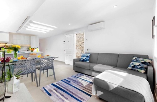 Montepertuso Apartment | Casa Positano with terrace and sea views