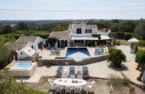 Sant Lluis Cottage | Casa Poupitta awaits you for an unforgettable stay (swimming pool, jacuzzi, beaches)