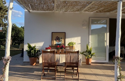 New Golden Mile Cottage | Casa Rústica en Marbella, Ubicación Inmejorable!