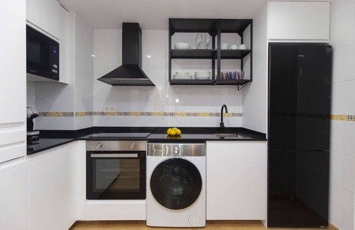 Escarrilla Apartment | Casa Real by BeValle