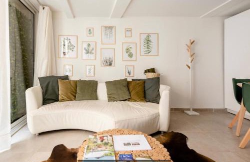 Montfort-sur-Argens Apartment | CASA RELAX Appart cocooning dans village provençal