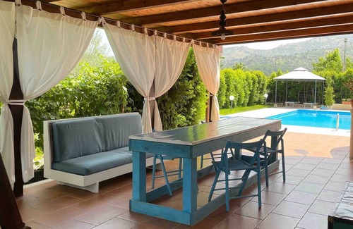 Gaggi Apartment | Casa Relax in Gaggi where you can have fun but also relax