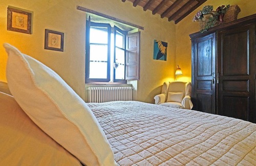 Pieve Fosciana House | Casa Robia B: A characteristic and welcoming apartment that is part of a villa, surrounded by Garfagnana Valley, with Free WI-FI.