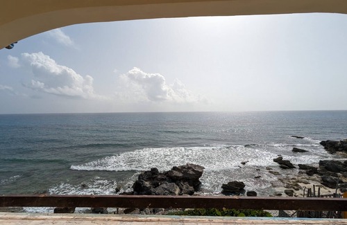 Colonia Meteorologico Villa | Casa Roca Caribe - 2nd Floor Suite - 2 bedroom, 2 bath, Ocean Front Balcony