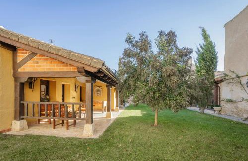 Uruena House | Casa Rural De La Anunciada