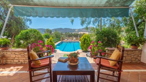 Arriate House | Casa Rural El Olivar Arriate by Ruralidays