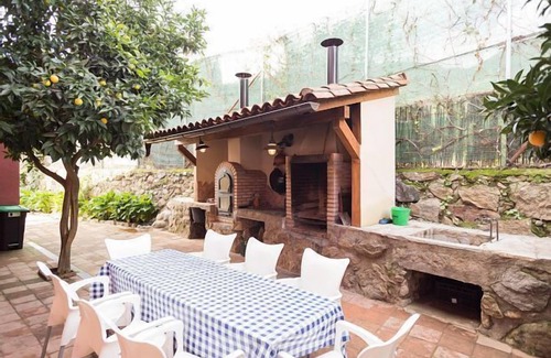 Navaconcejo Cottage | Casa Rural Las Nogaledas for 18 people