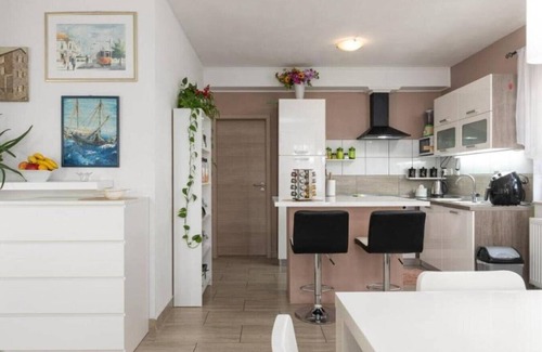 Oprtalj Villa | Casa Sara and Sasha near Motovun with private pool - pet friendly truffle paradise