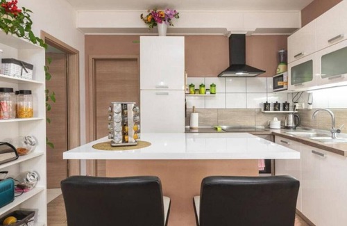 Oprtalj Villa | Casa Sara and Sasha near Motovun with private pool - pet friendly truffle paradise