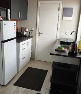 Hohenau Apartment | Casa Shalom 2 Room App! Internet! Parking! Sauna! Quiet! Central! Esperanza village!