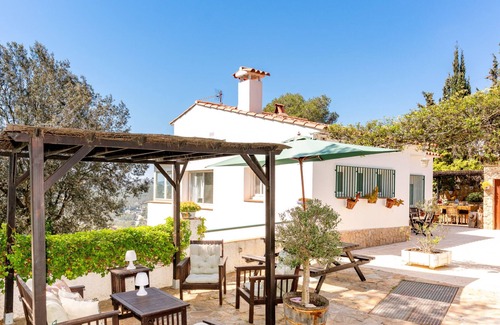 Olivella Ski Chalet | Casa Sian Retreat close to Sitges