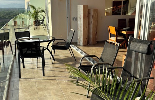 Ixtapa Condo | Casa Spadaro - Luxury Amara Beachfront Penthouse with private rooftop terrace