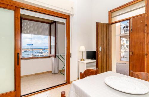 Trinita d'Agultu e Vignola Apartment | Casa Spiaggia Molo 1