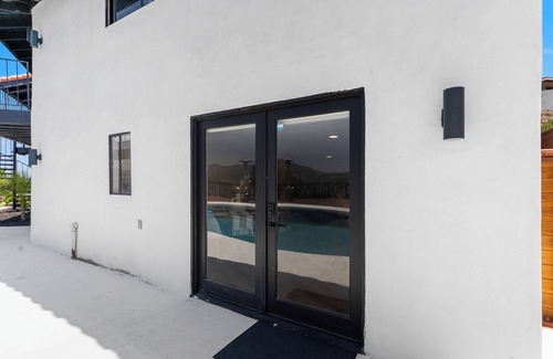 El Cajon Apartment | Casa sunset Modern 2BR/1BA in Fletcher Hills with beautiful sunset views, pool