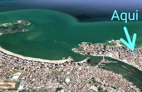 Guarapari House | Casa Super Agradável, 250 metros da praia da Areia Preta, cinco quartos com ar, wifi, garagem, completa