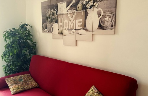 Sud House | CASA SUSI APARTMENT RESIDENTIAL AREA - QUIET AREA- WITH GARDEN VIEW